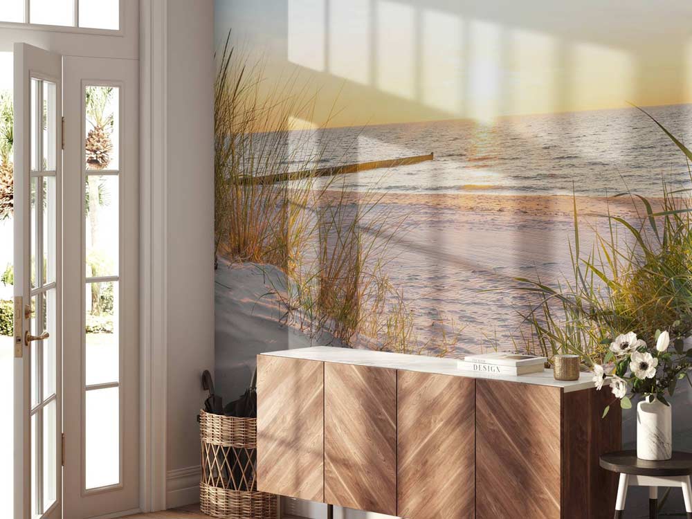 Papier peint personnalisé avec un coucher de soleil sur la plage, crée une ambiance apaisante dans la salle à manger